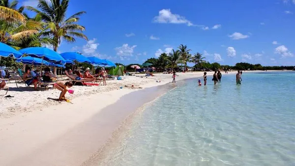 Galion Beach, St Maarten - photo by RoyalCaribbeanBlog